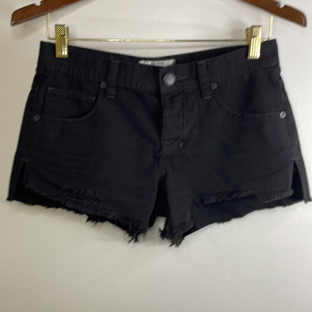 FP FREE PEOPLE BLACK SHORTS Size W 24 U.S.A.COD # 0159. - Picture 7 of 14
